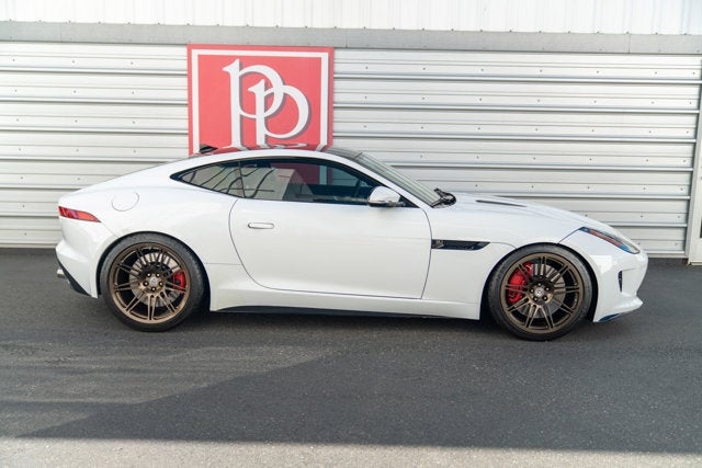 2015 Jaguar F-TYPE V8 R