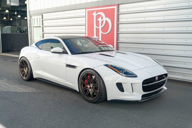2015 Jaguar F-TYPE V8 R