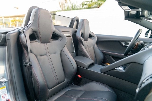 2014 Jaguar F-TYPE V8 S