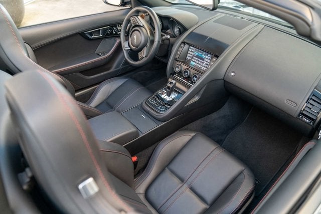 2014 Jaguar F-TYPE V8 S
