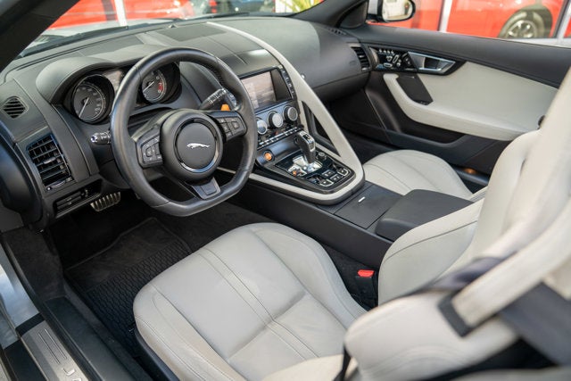 2014 Jaguar F-TYPE V8 S