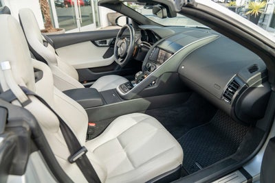 2014 Jaguar F-TYPE V8 S