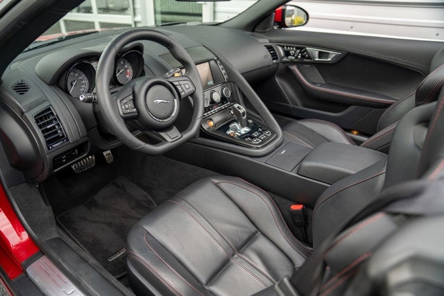 2014 Jaguar F-TYPE V8 S