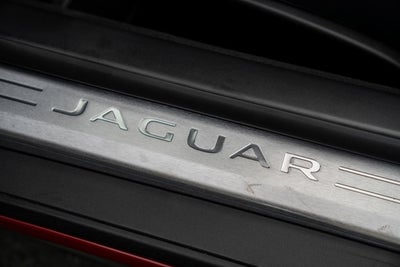 2014 Jaguar F-TYPE V8 S