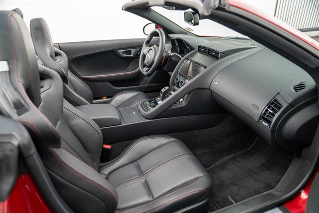 2014 Jaguar F-TYPE V8 S