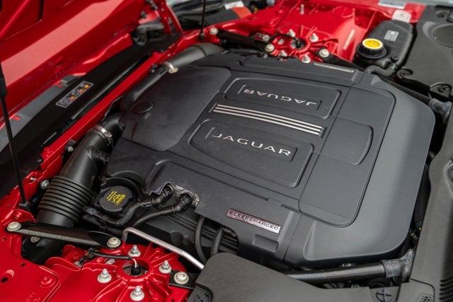 2014 Jaguar F-TYPE V8 S