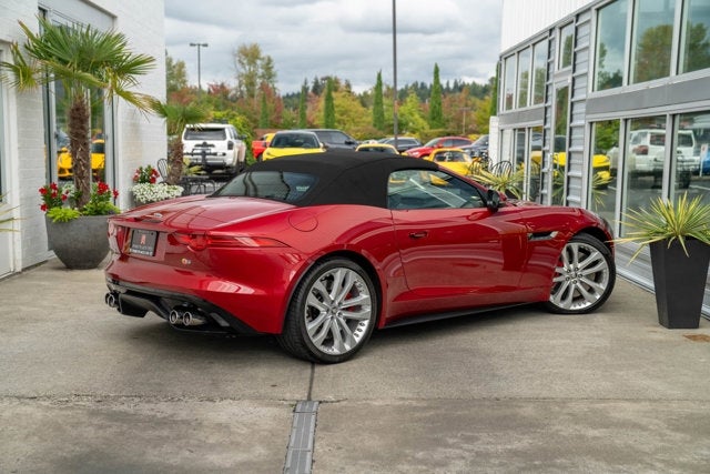 2014 Jaguar F-TYPE V8 S