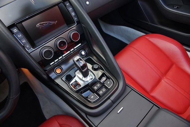 2014 Jaguar F-TYPE V8 S