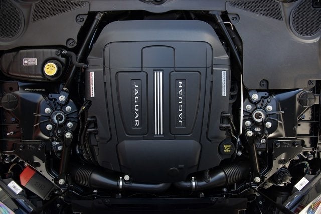 2014 Jaguar F-TYPE V8 S