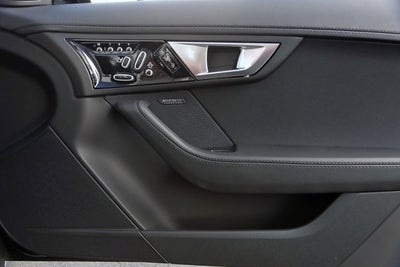 2014 Jaguar F-TYPE V8 S