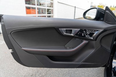 2014 Jaguar F-TYPE V8 S