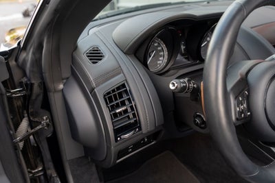 2014 Jaguar F-TYPE V8 S