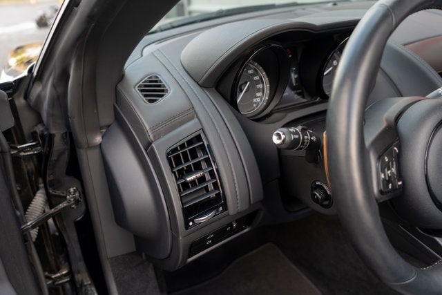 2014 Jaguar F-TYPE V8 S