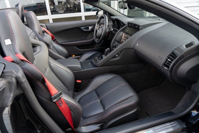 2014 Jaguar F-TYPE V8 S