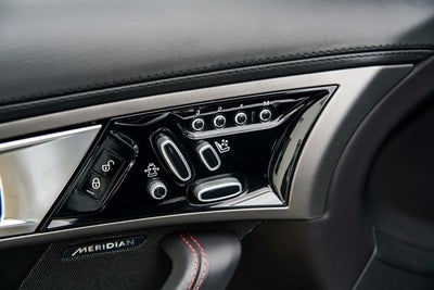 2014 Jaguar F-TYPE V8 S