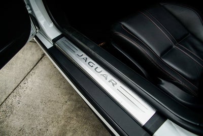 2014 Jaguar F-TYPE V8 S