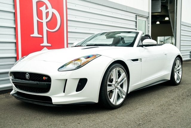 2014 Jaguar F-TYPE V8 S