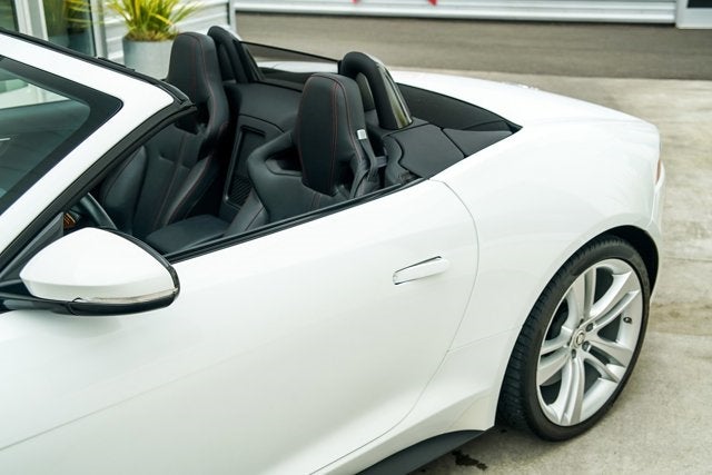 2014 Jaguar F-TYPE V8 S