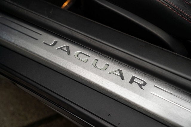 2014 Jaguar F-TYPE V8 S