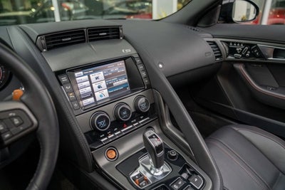 2014 Jaguar F-TYPE V8 S