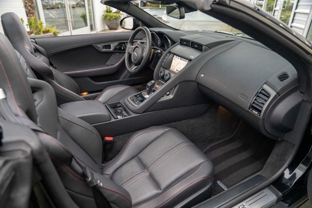 2014 Jaguar F-TYPE V8 S