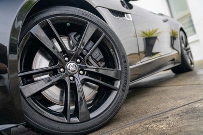 2014 Jaguar F-TYPE V8 S