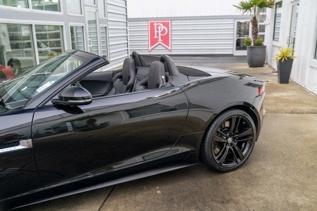 2014 Jaguar F-TYPE V8 S