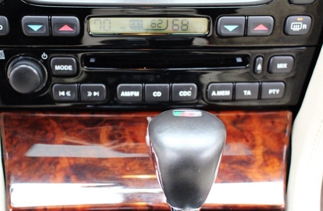 2004 Jaguar XJR XJR