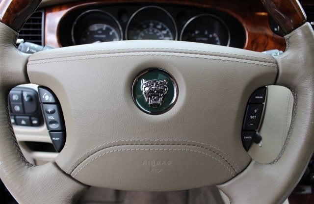 2004 Jaguar XJR XJR