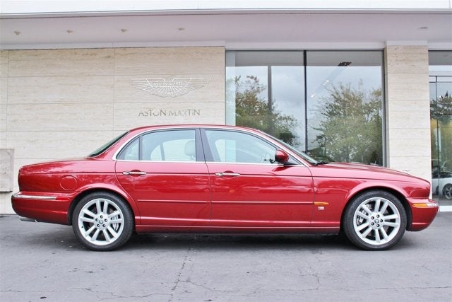 2004 Jaguar XJ-R XJR