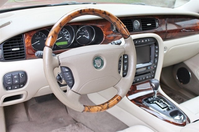 2004 Jaguar XJ-R XJR