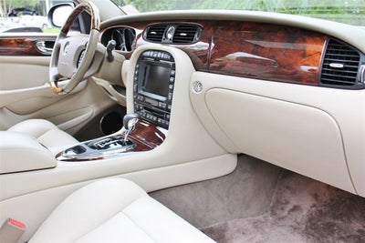 2004 Jaguar XJ-R XJR