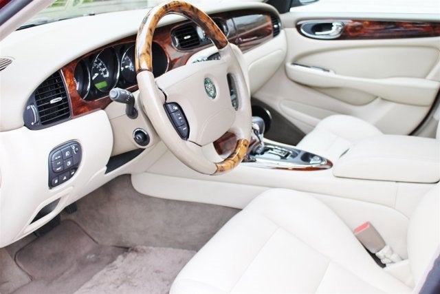 2004 Jaguar XJ-R XJR