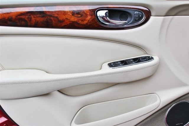 2004 Jaguar XJ-R XJR