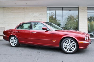 2004 Jaguar XJ-R XJR