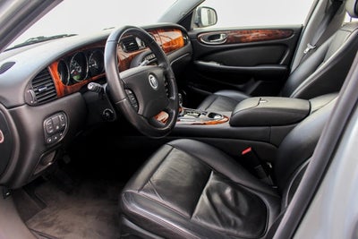 2008 Jaguar XJR XJR