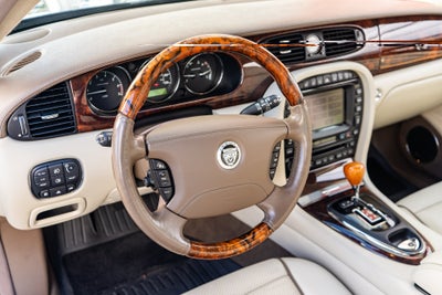 2008 Jaguar XJ Super V8