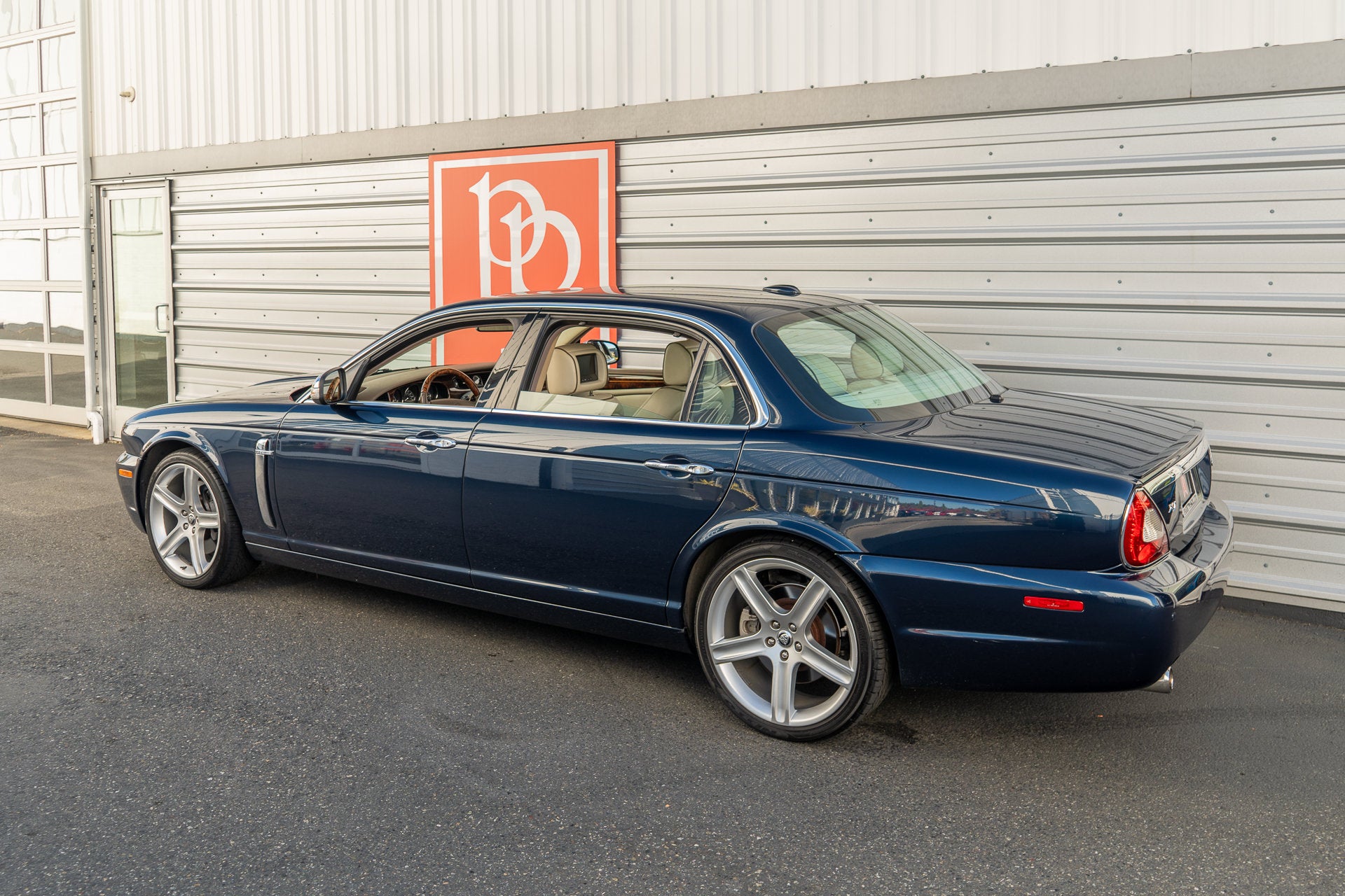 2008 Jaguar XJ Super V8