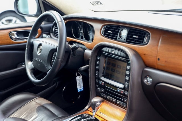 2006 Jaguar XJ Super V8 Portfolio