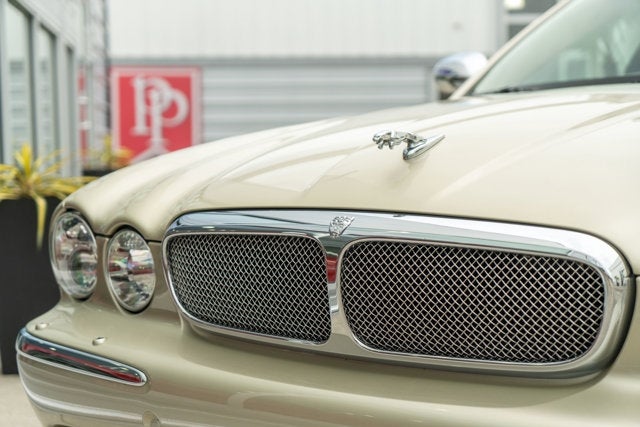 2006 Jaguar XJ Super V8 Portfolio