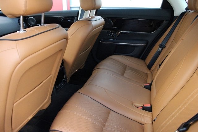 2016 Jaguar XJ R-Sport