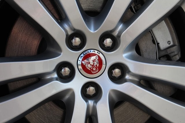 2016 Jaguar XJ R-Sport