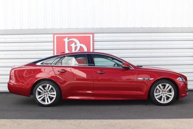 2016 Jaguar XJ R-Sport
