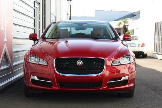 2016 Jaguar XJ R-Sport