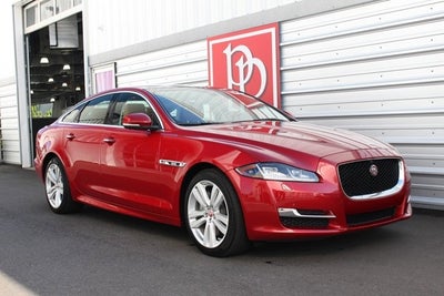 2016 Jaguar XJ R-Sport