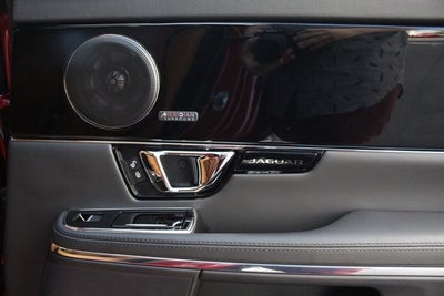 2016 Jaguar XJ R-Sport