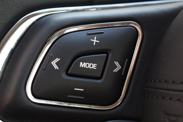 2016 Jaguar XJ R-Sport