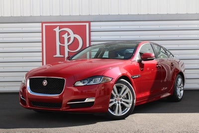 2016 Jaguar XJ R-Sport