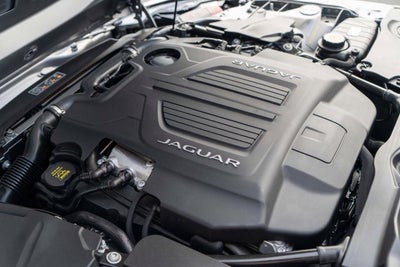 2017 Jaguar F-TYPE R