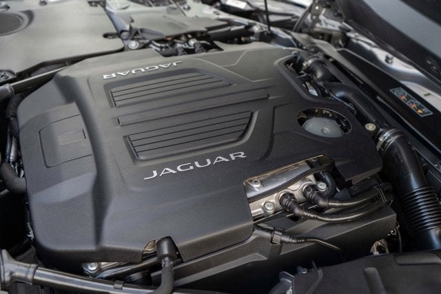 2017 Jaguar F-TYPE R